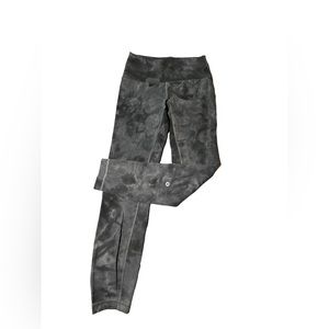 Lululemon Wunder Train Leggings in Diamond Dye with 25” inseam.